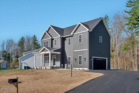 105 Diamond Place Schenectady NY 12306