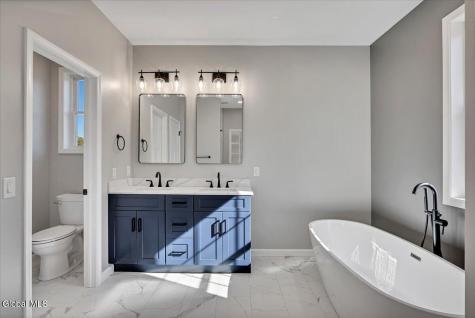 105 Diamond Place Schenectady NY 12306