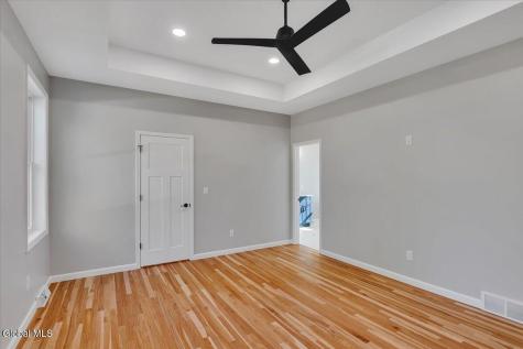 105 Diamond Place Schenectady NY 12306