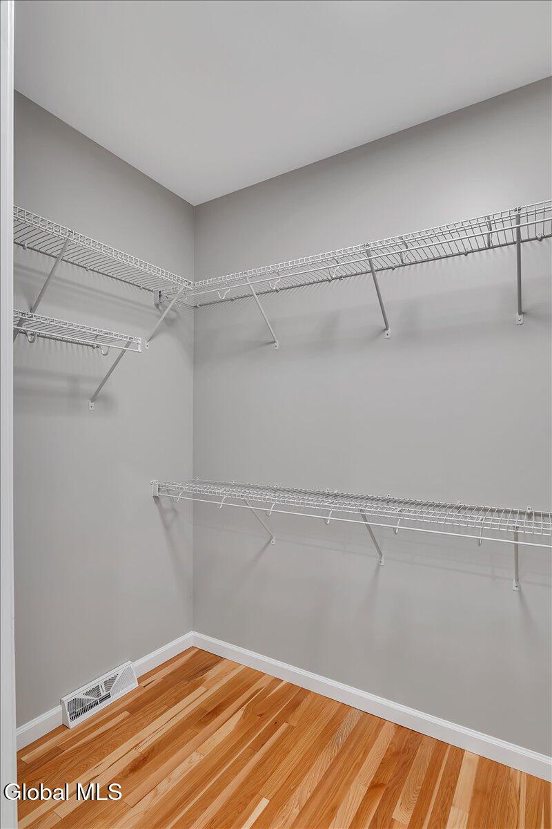 105 Diamond Place Schenectady NY 12306