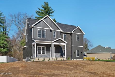 105 Diamond Place Schenectady NY 12306