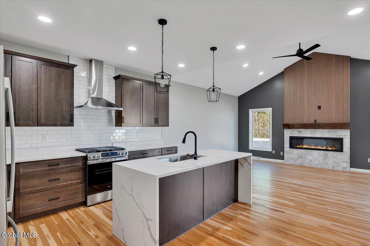 105 Diamond Place Schenectady NY 12306