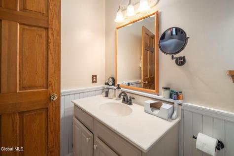 4 Canter Lane Johnstown NY 12095