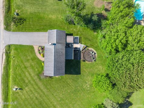 4 Canter Lane Johnstown NY 12095