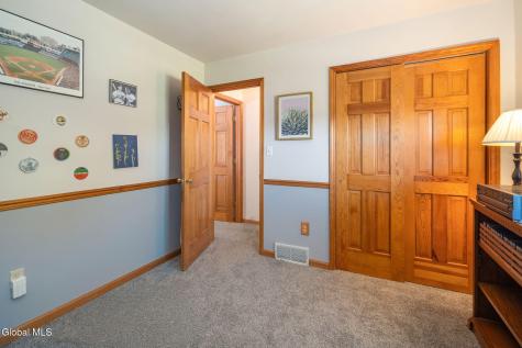 4 Canter Lane Johnstown NY 12095