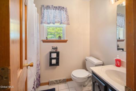 4 Canter Lane Johnstown NY 12095
