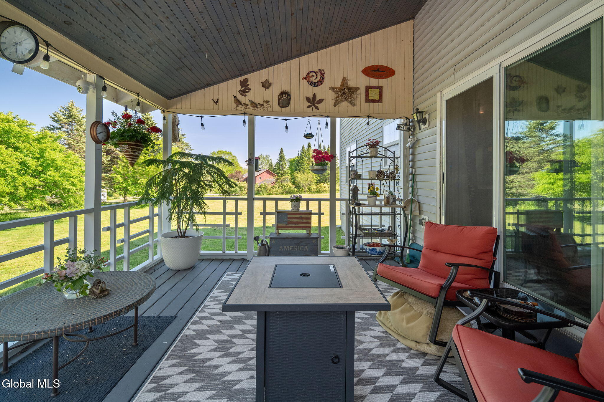 4 Canter Lane Johnstown NY 12095