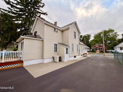 223 Edward Street Schenectady NY 12304