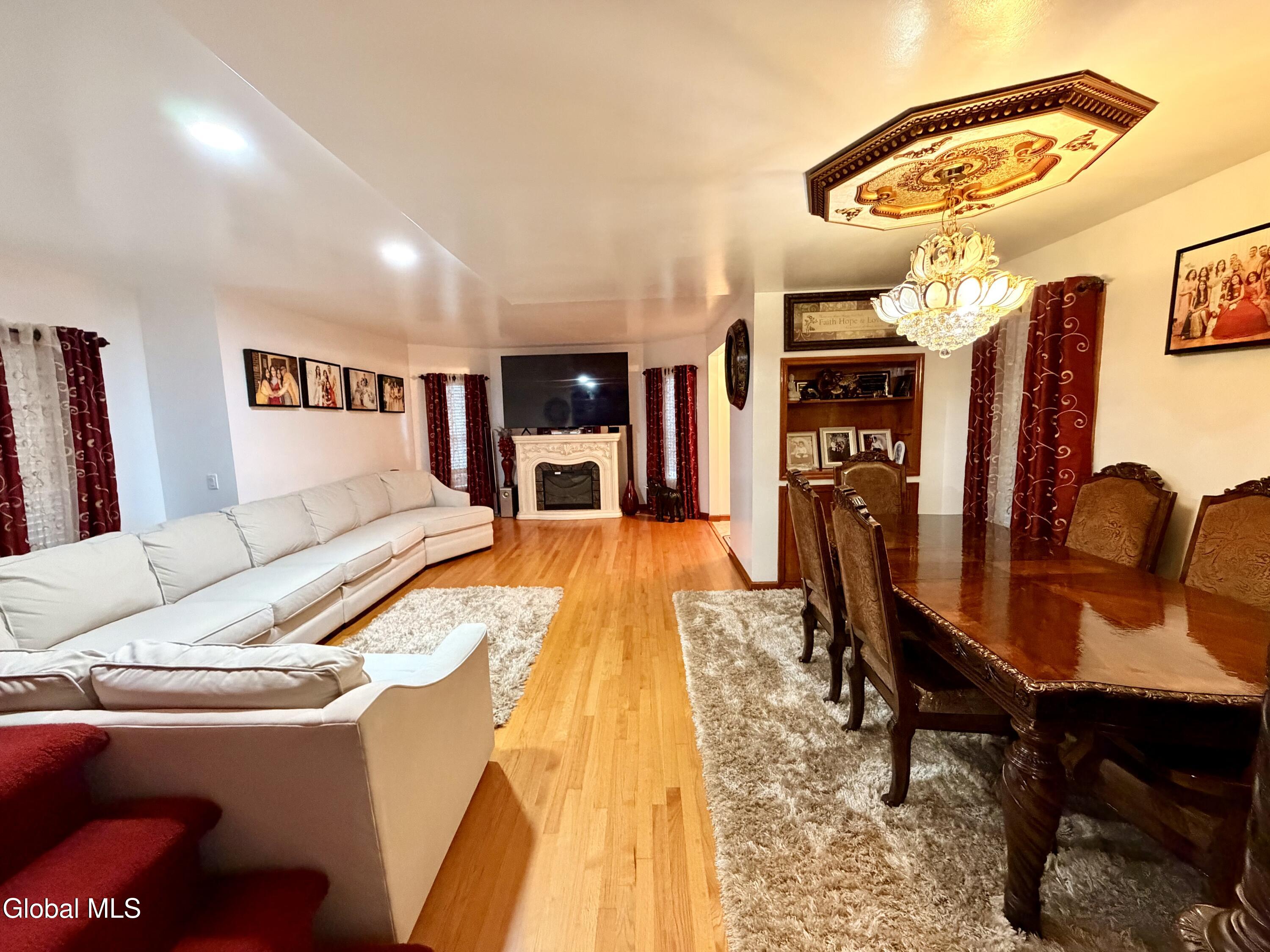 223 Edward Street Schenectady NY 12304