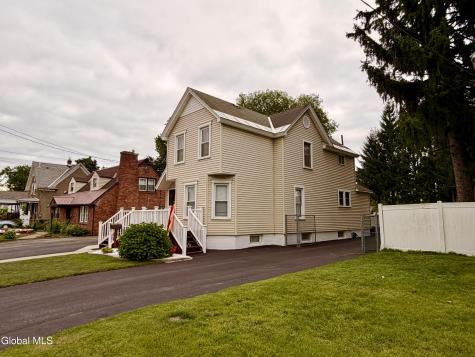 223 Edward Street Schenectady NY 12304