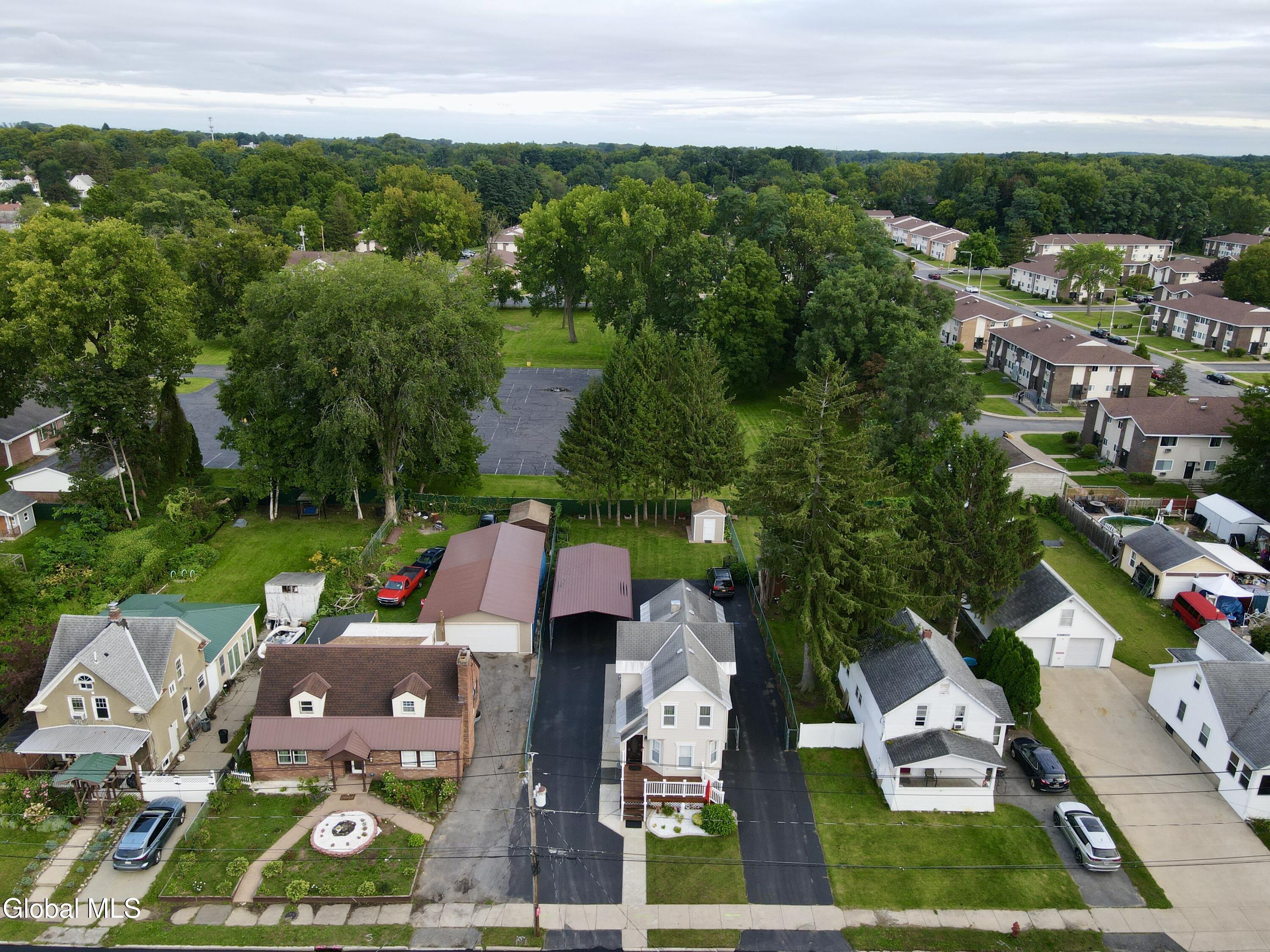 223 Edward Street Schenectady NY 12304