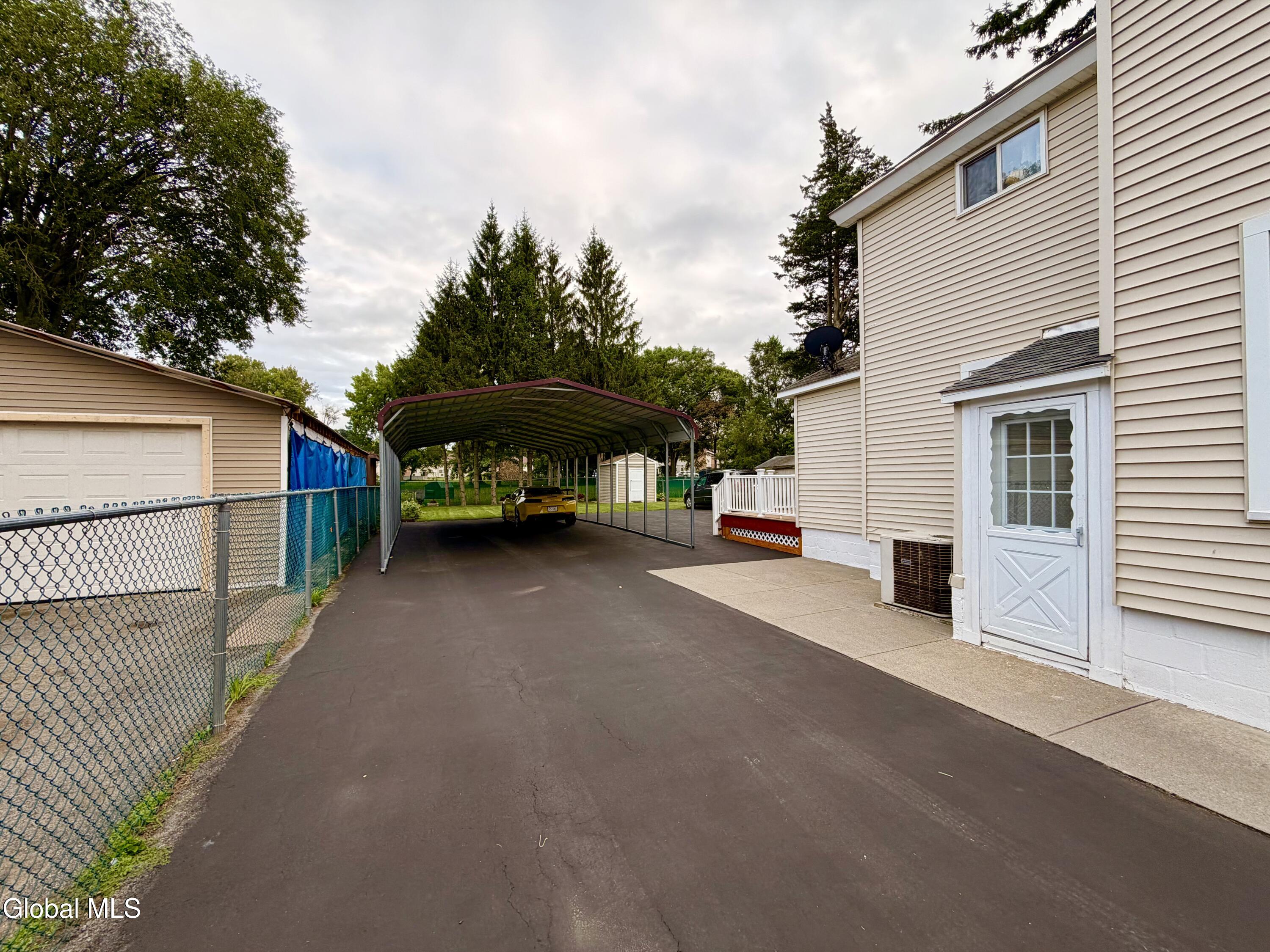 223 Edward Street Schenectady NY 12304