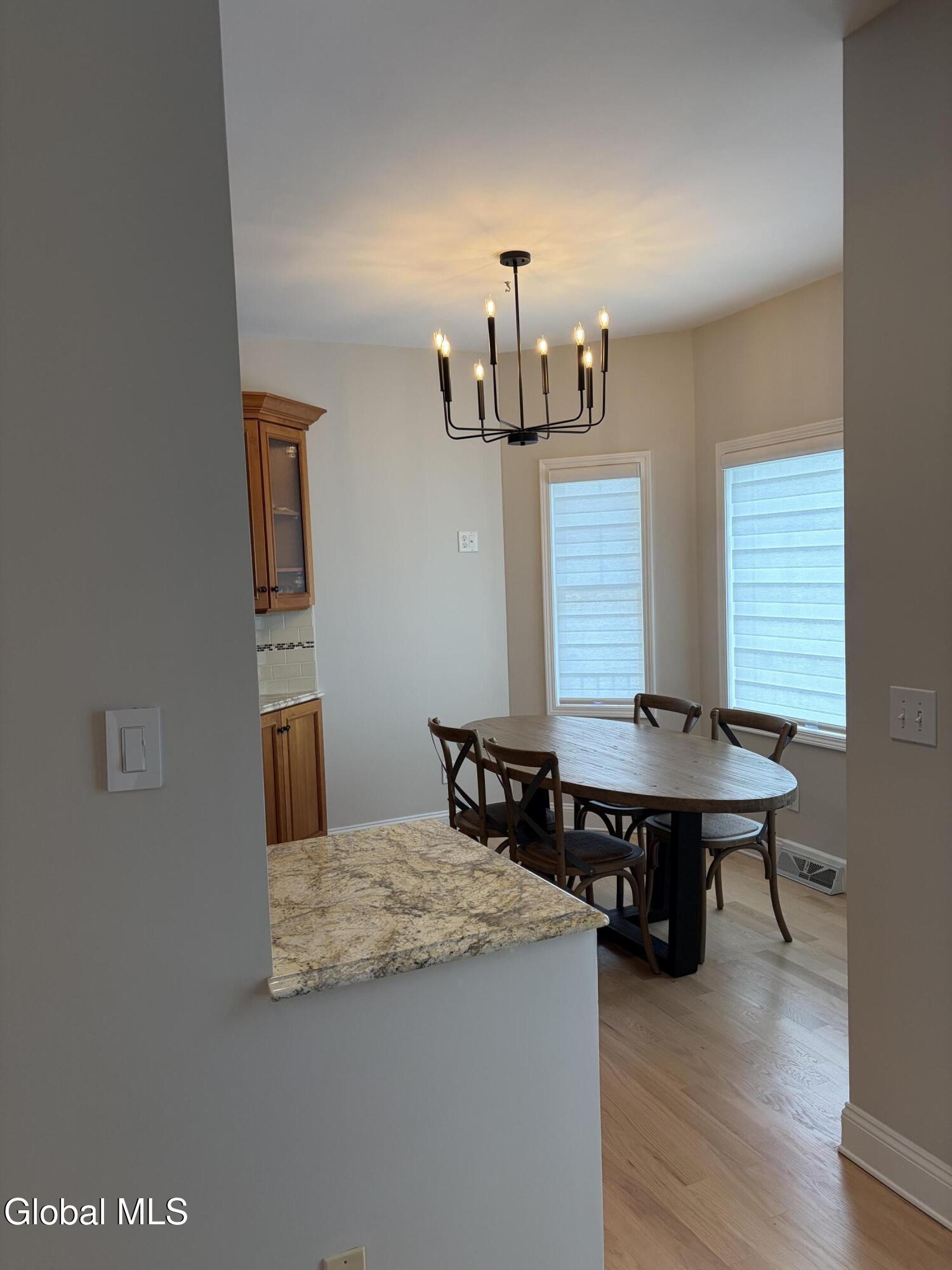 37 Cheshire Way Loudonville NY 12211