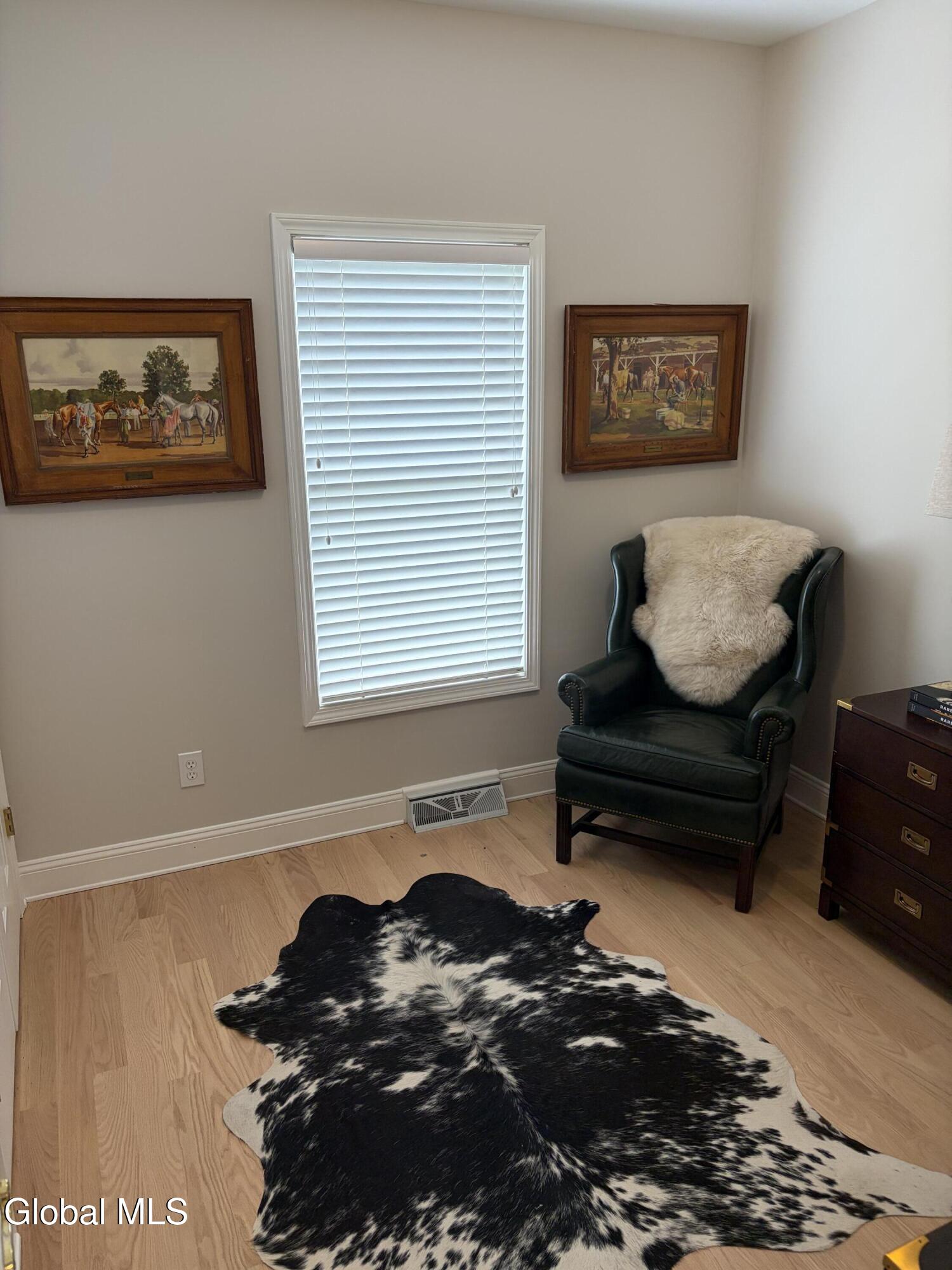37 Cheshire Way Loudonville NY 12211