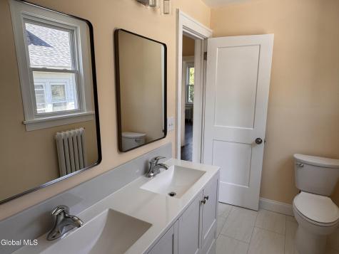 42 Peyster Street Albany NY 12208