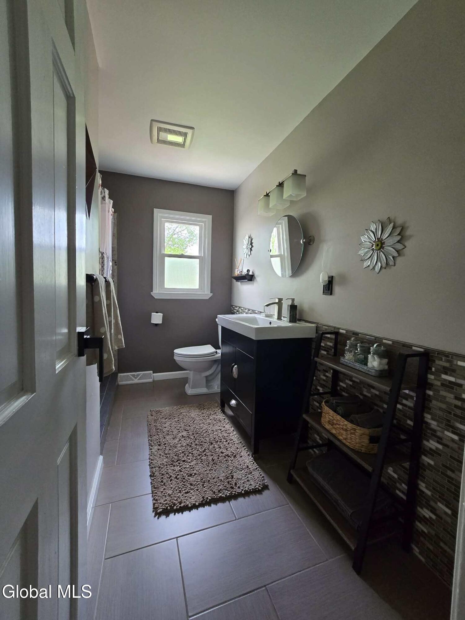 1305 Maple Hill Road Schodack NY 12033