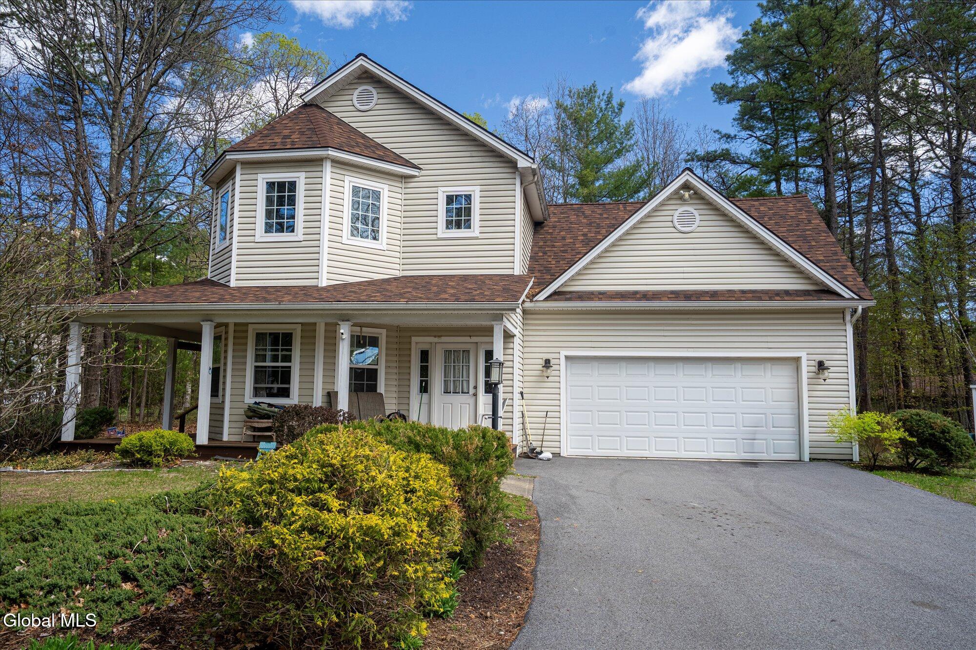 31 Kimberly Lane Queensbury NY 12804