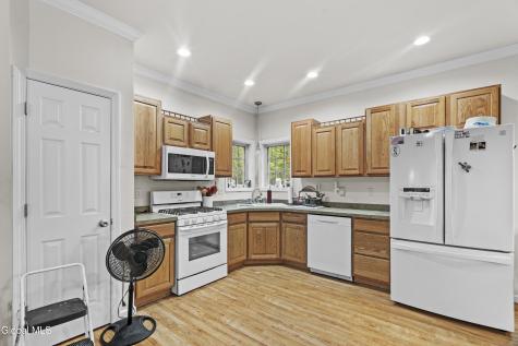31 Kimberly Lane Queensbury NY 12804