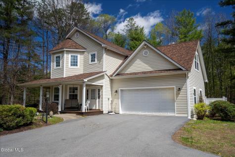 31 Kimberly Lane Queensbury NY 12804