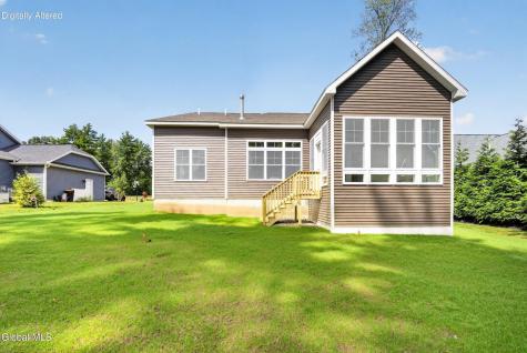 12 Kenzie Court Ballston NY 12020