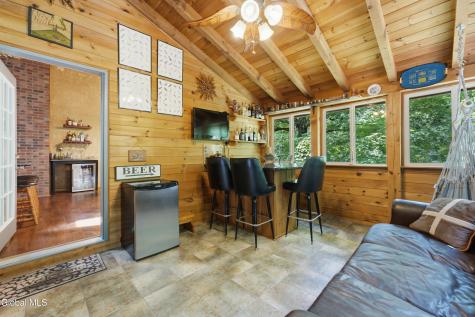 30 Constitution Way Queensbury NY 12804