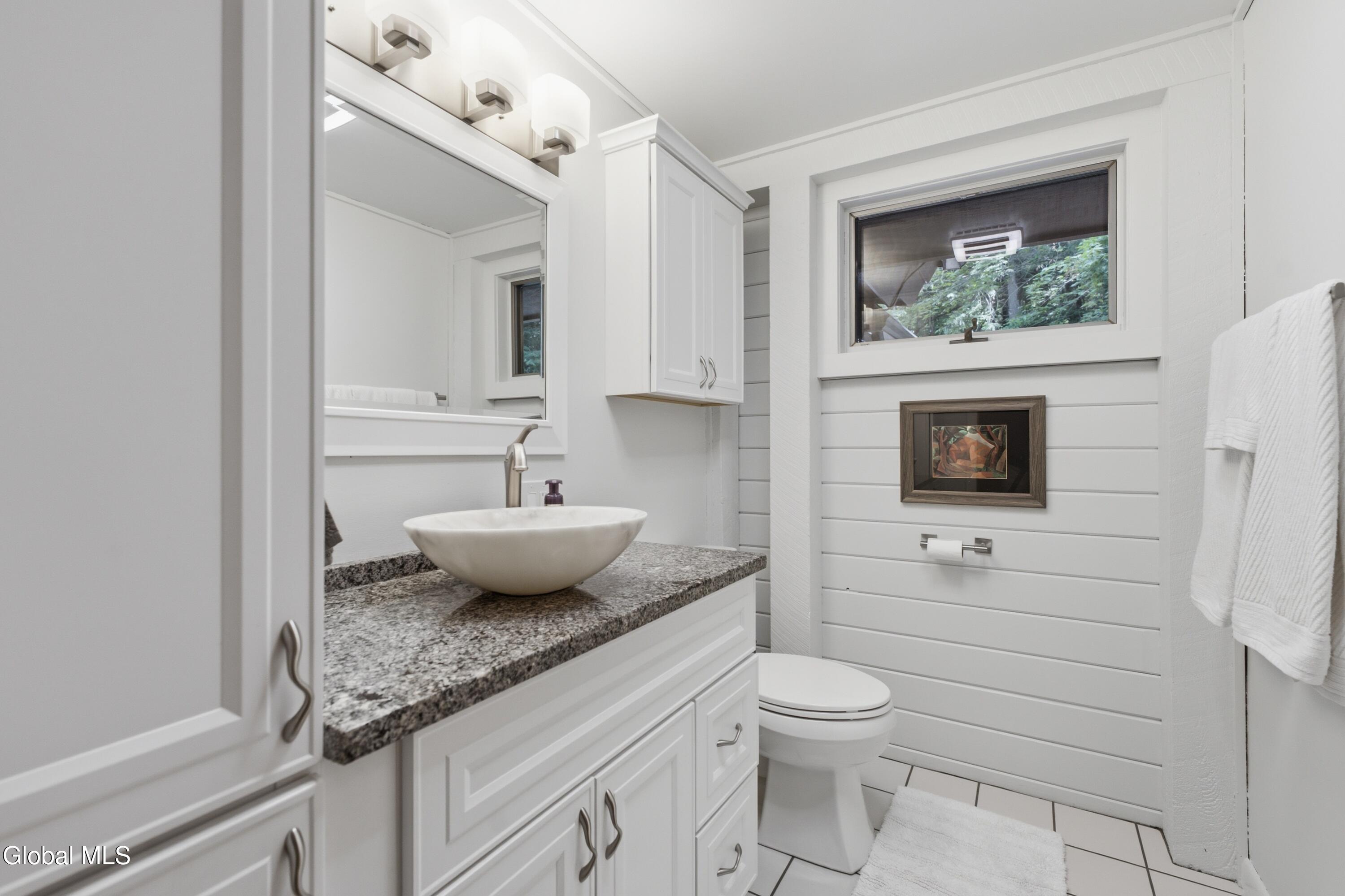 30 Constitution Way Queensbury NY 12804