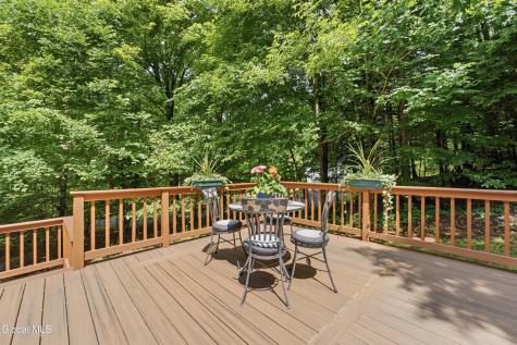 30 Constitution Way Queensbury NY 12804