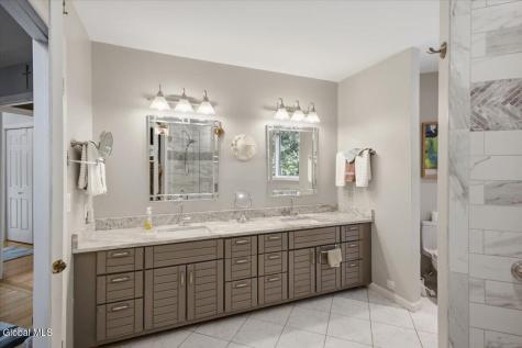 18 Pinion Pine Lane Queensbury NY 12804