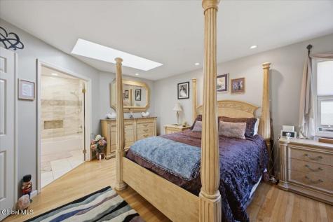 18 Pinion Pine Lane Queensbury NY 12804