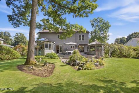 18 Pinion Pine Lane Queensbury NY 12804