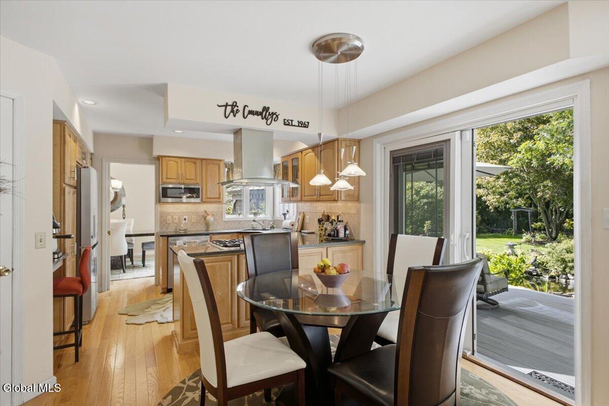 18 Pinion Pine Lane Queensbury NY 12804