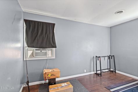 2892 W Lydius Street Schenectady NY 12303