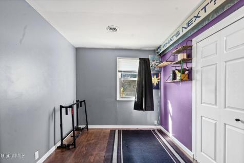 2892 W Lydius Street Schenectady NY 12303