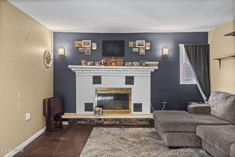 2892 W Lydius Street Schenectady NY 12303