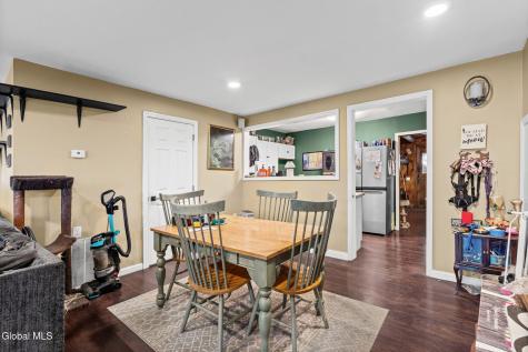 2892 W Lydius Street Schenectady NY 12303
