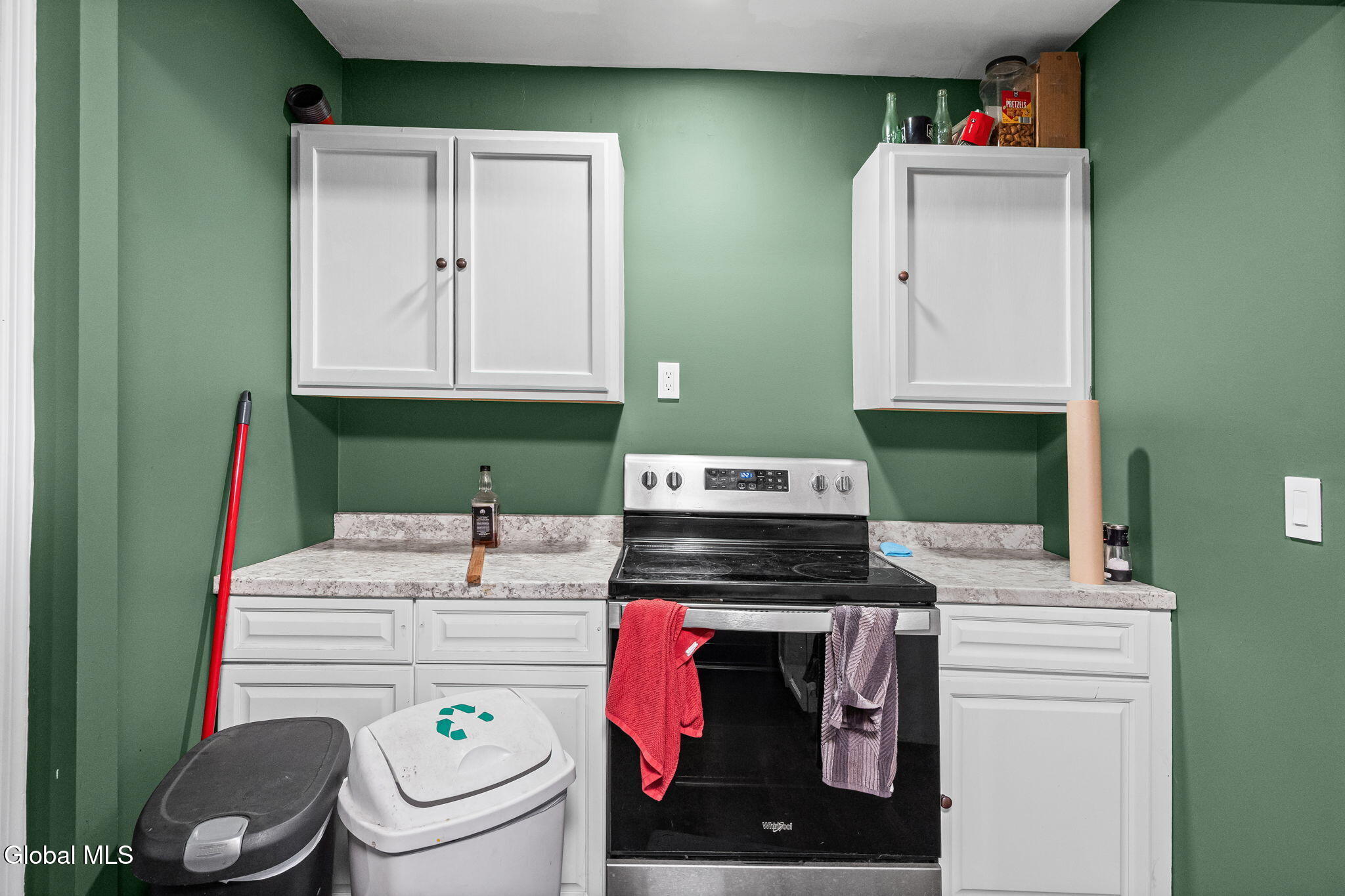 2892 W Lydius Street Schenectady NY 12303