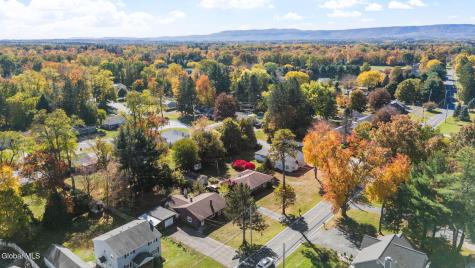 2892 W Lydius Street Schenectady NY 12303