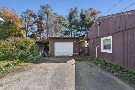 2892 W Lydius Street Schenectady NY 12303