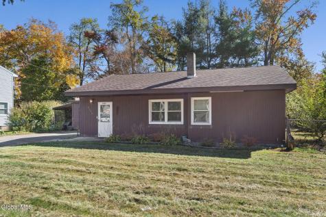 2892 W Lydius Street Schenectady NY 12303