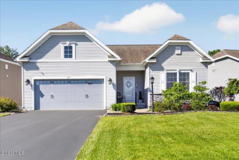 59 Somerset Drive Halfmoon NY 12118