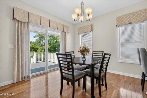59 Somerset Drive Halfmoon NY 12118