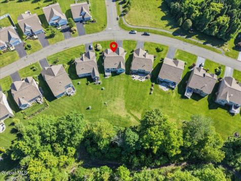 59 Somerset Drive Halfmoon NY 12118