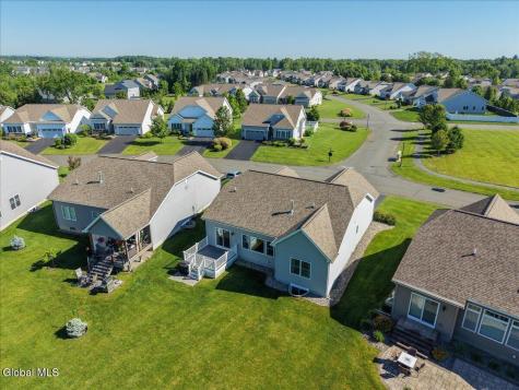 59 Somerset Drive Halfmoon NY 12118
