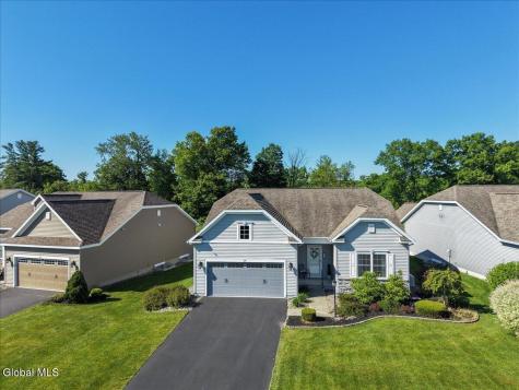 59 Somerset Drive Halfmoon NY 12118