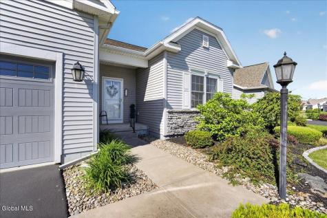 59 Somerset Drive Halfmoon NY 12118
