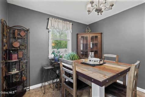 298 Peck Road Wynantskill NY 12198