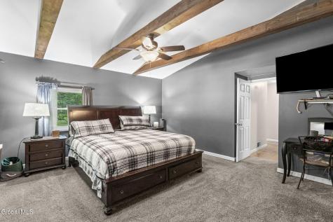 298 Peck Road Wynantskill NY 12198
