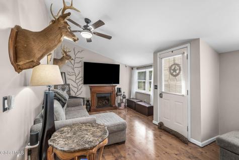 298 Peck Road Wynantskill NY 12198