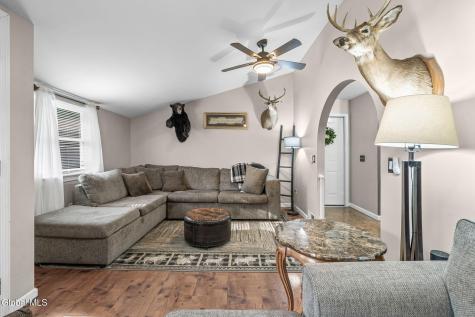 298 Peck Road Wynantskill NY 12198
