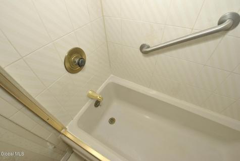 18 Tattersall Lane Albany NY 12205